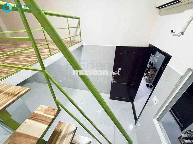 TRỐNG LẠI CHƯNG CƯ RỘNG 40m2 Ở ĐƯỢC 4 NGƯỜI NGAY NGÃ TƯ HÀNG XANH