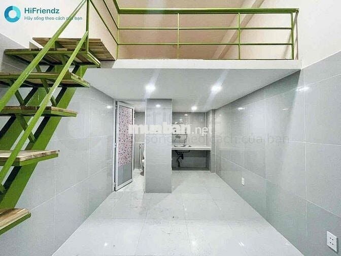 TRỐNG LẠI CHƯNG CƯ RỘNG 40m2 Ở ĐƯỢC 4 NGƯỜI NGAY NGÃ TƯ HÀNG XANH