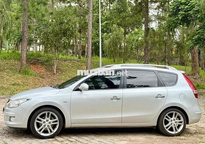 Hyundai i30CW FullOption nhập khẩu Korea Giá tốt