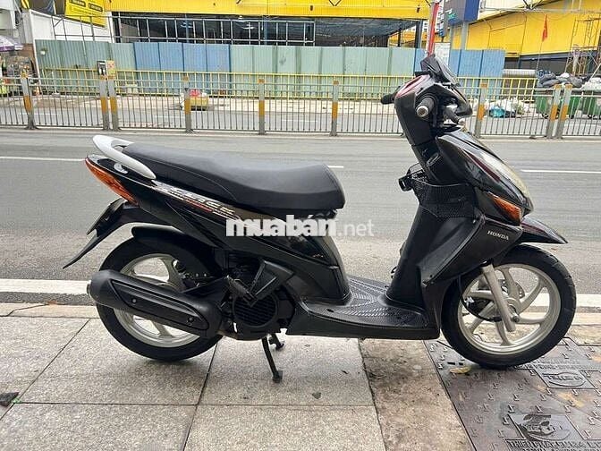 Honda click 2010 mới 90% Bstp chính chủ