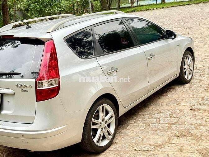 Hyundai i30CW FullOption nhập khẩu Korea Giá tốt