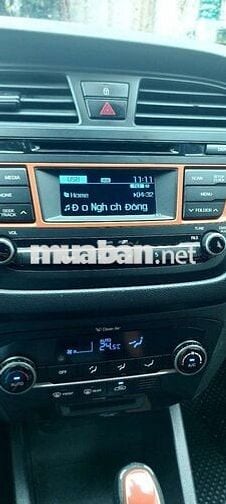 Huyndai I20 sx 2015 Active 1.4 AT - 90000 km