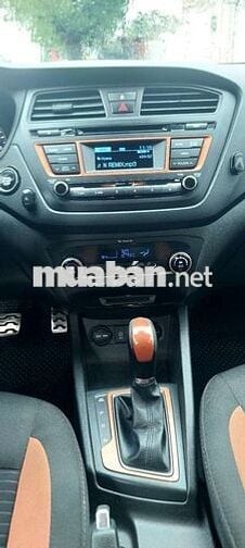 Huyndai I20 sx 2015 Active 1.4 AT - 90000 km