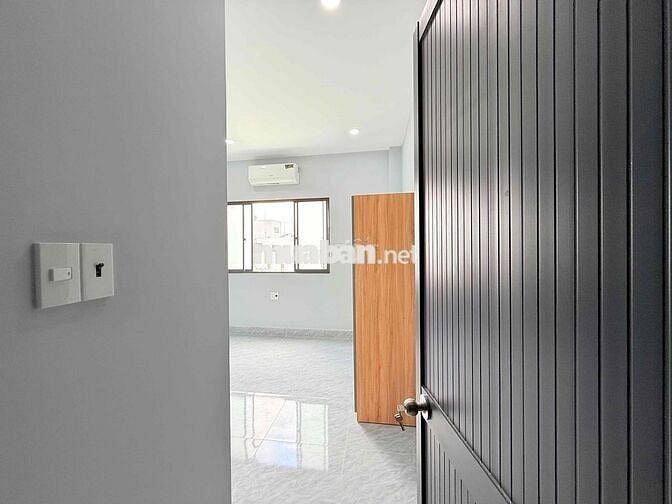 🌷Studio mới xây_Full nội thất_cửa sổ/ban công to gần VLU cs3, IUH