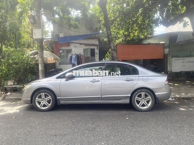 Bán xe Honda Civic 2.0AT màu Bạc, đời 2008.