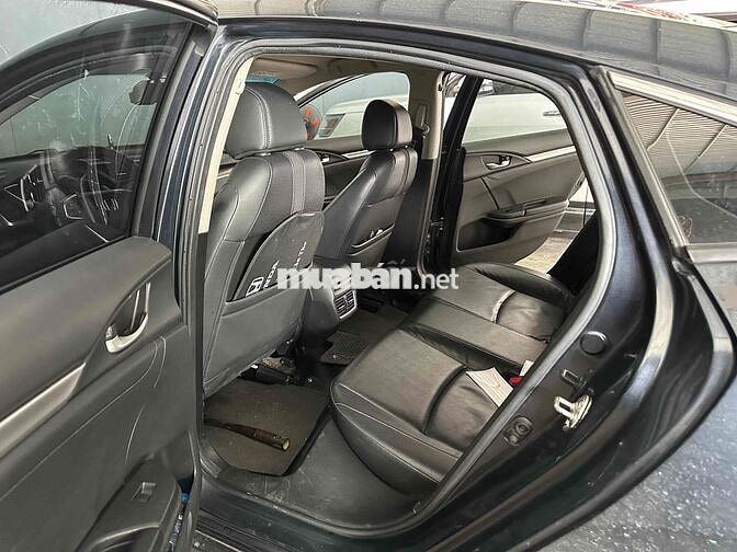 Honda Civic 2019 1.8G CVT - 112000 km