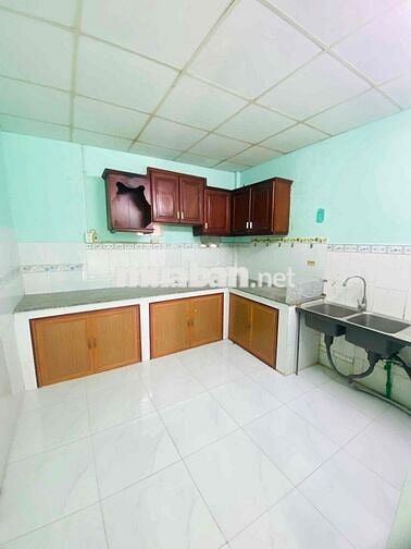 Cho thuê nhà trệt lửng 3 phòng ngủ hẻm đường Tầm Vu gần 30 tháng 4