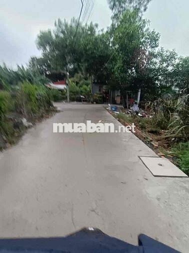 Đất Hốc Môn,Xe Hơi Đậu Cửa, 200m2 full thô cư tặng 100m giấy tay