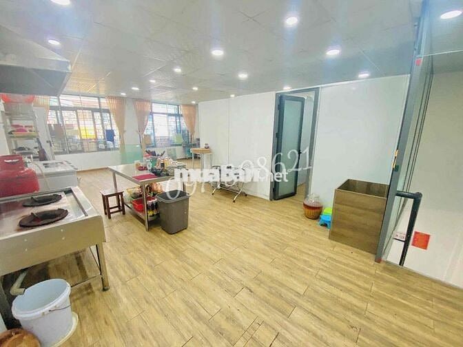 SANG QUÁN MẶT TIỀN 7x11M VỊ TRÍ SẦM UẤT Q7