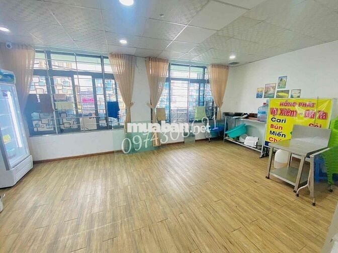 SANG QUÁN MẶT TIỀN 7x11M VỊ TRÍ SẦM UẤT Q7