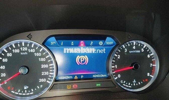 VinFast Lux SA2.0 2020 Premium 2.0 AT - 48888 km