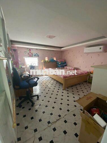 Chính chủ cần bán gấp căn nhà hẻm 160 Nguyễn Văn Quỳ q7