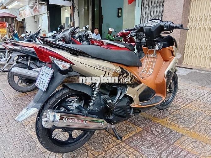 Cần bán xe novo 4 chưa mở đầu