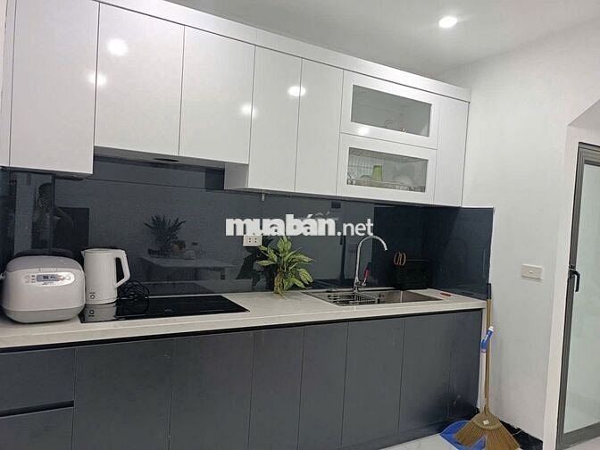 HIẾM LÔ GÓC NHÀ ĐẸP HỒ TÙNG MẬU 36M2X5T ĐẤT THỊNH GIÁ 8,3 TỶ