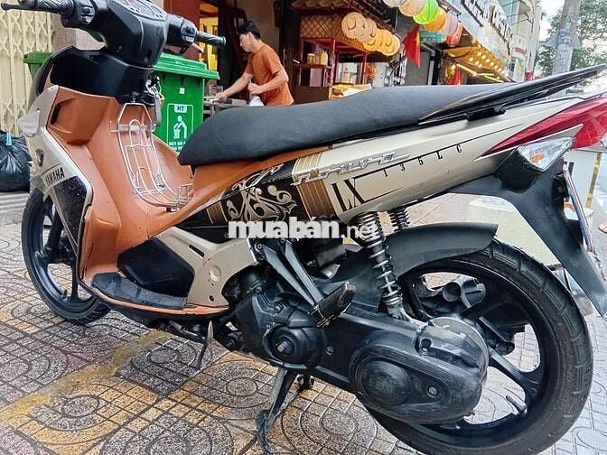 Cần bán xe novo 4 chưa mở đầu