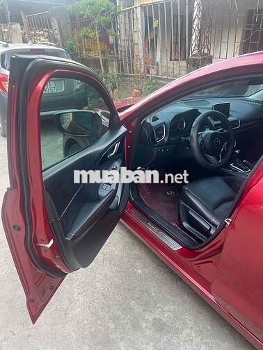 Mazda 3 2017 1.5 AT Sedan - 83333 km