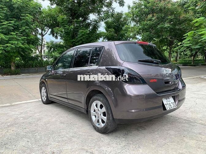 Em cần bán Nissan Tiida 1.6 nhập nhật cuối 2009