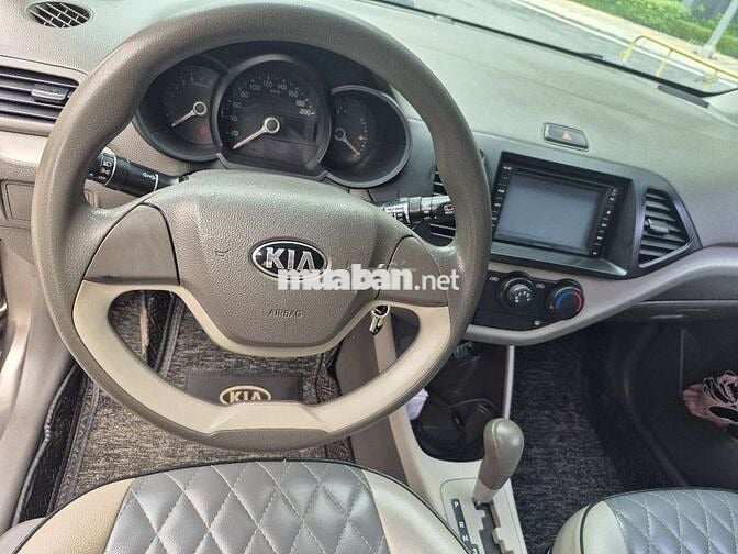 Kia 2014 Van 1.0 AT - 96000 km