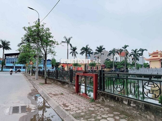 131m Đông Mỹ - Thanh Trì , Diện tích rộng - Ở Sướng ( 80tr/m )