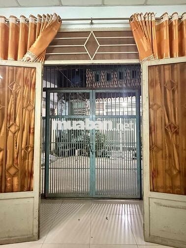 Phòng trống cho nam thuê (nhà nguyên căn hiện có 2 người, chỗ ở riêng)