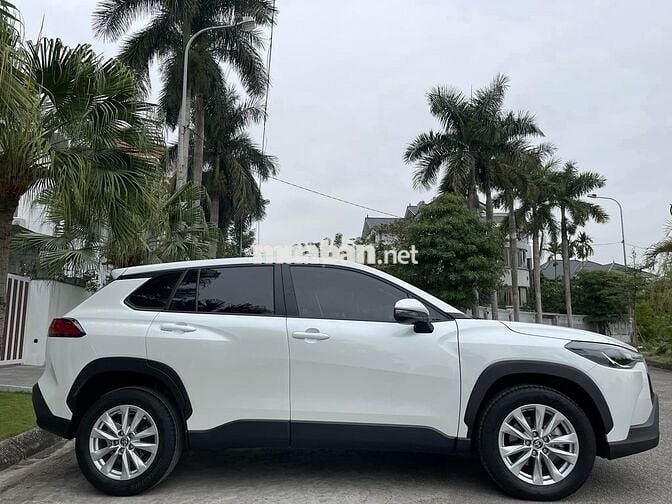 Toyota Cross 1.8G 2023 màu trắng 5 chổ