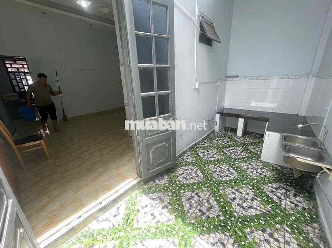 Cho thuê căn hộ dịch vụ, 60m2, full nội thất, 3tr9, Trường Chinh, Q12