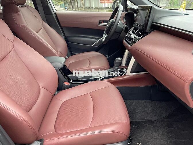 Toyota Cross 1.8G 2023 màu trắng 5 chổ