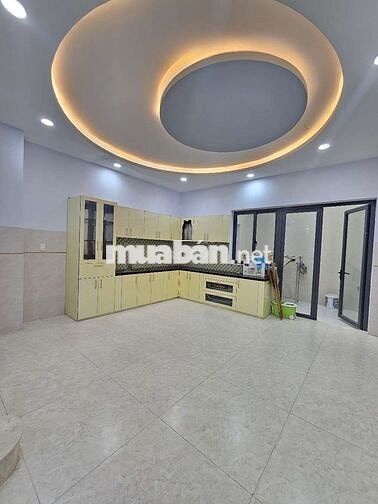Nhà mới xây, kdc yên tĩnh 4pn 5wc dg xe công vỉa hè ôtô đậu thoải mái