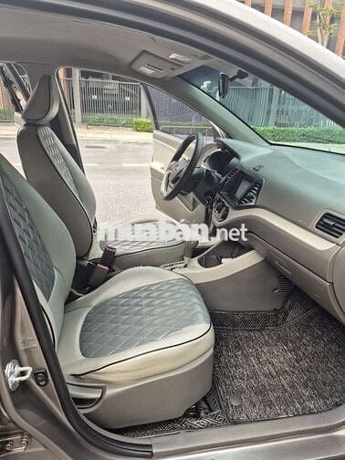 Kia 2014 Van 1.0 AT - 96000 km