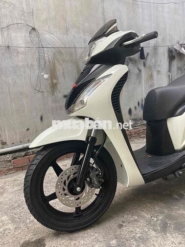 SH150/2011 nhập Ý số máy 5009 e đứng tên