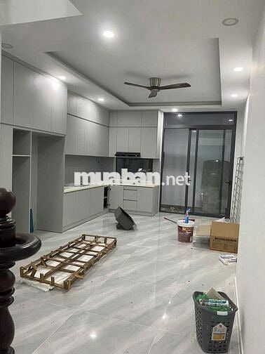 Bán gấp nhà 160 Nguyễn Văn Quỳ Quận 7- oto – Nhà đẹp xuất sắc, vào ở