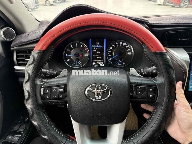 Toyota Fortuner 2017 2.7V - 30.000Km - 1 Chủ Đẹppp