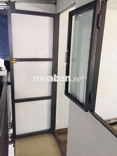 Cho thuê phòng trọ có gác có ban công hẻm xe hơi thoáng dễ di chuyển