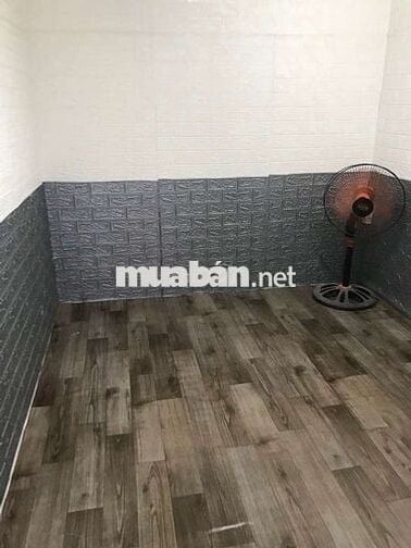 Cho thuê phòng trọ có gác có ban công hẻm xe hơi thoáng dễ di chuyển