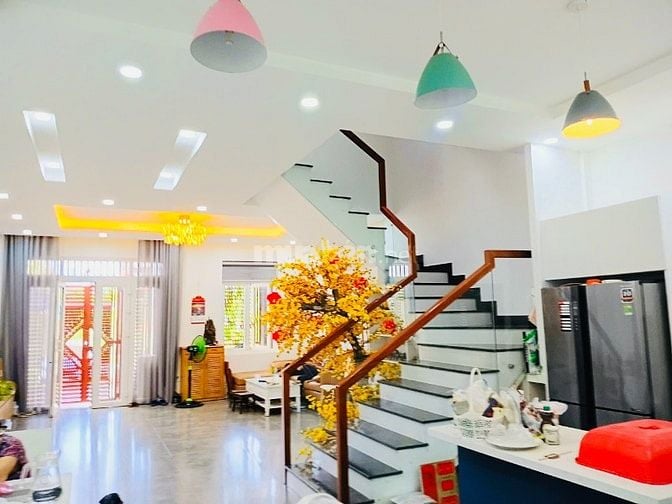 Cho thuê nhà đường ô tô kdc Đào Sư Tích Nhà Bè giá 19 triệu 