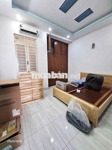 nhà full Nội Thất, trệt 2 lầu có 4 phòng ngủ 3wc, hẻm xe tải