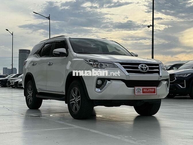 Toyota Fortuner 2017 2.7V - 30.000Km - 1 Chủ Đẹppp