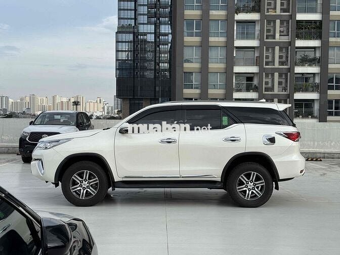Toyota Fortuner 2017 2.7V - 30.000Km - 1 Chủ Đẹppp