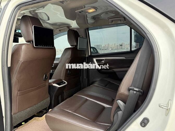 Toyota Fortuner 2017 2.7V - 30.000Km - 1 Chủ Đẹppp