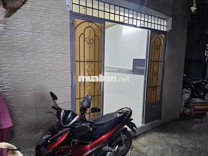 CHO THUÊ NHÀ - 1 TRỆT 1 LẦU - 2PN - GẦN CHỢ BÀ CHIỄU - ĐH VĂN LANG