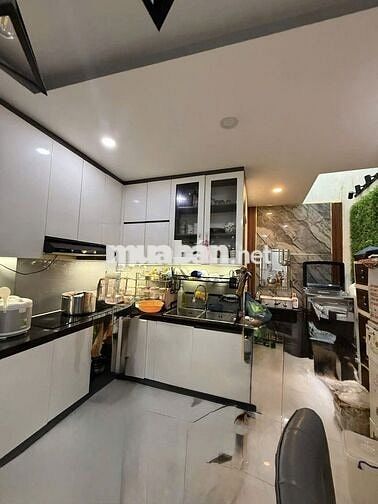 QUẬN 8! NHÀ ĐẸP 2TẦNG MỚI TINH, HIỆN ĐẠI_ ÂU DƯƠNG LÂN GIÁ CHỈ 5.25TỶ