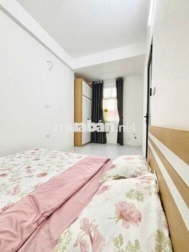 PKK 30m + sân rộng, cửa sổ lớn, full NT, nhận xe điện tại Nguyễn Trãi