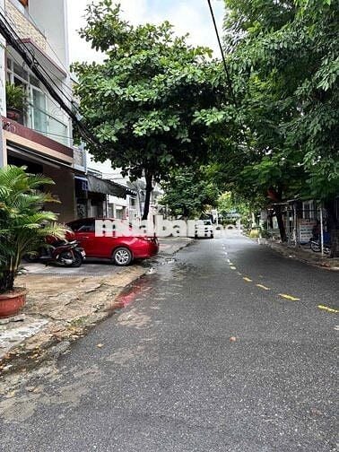 BÁN NHÀ MÊ LỬNG KIỆT NGUYỄN PHƯỚC NGUYÊN, gần đường