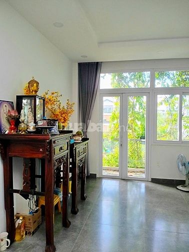 Cho thuê nhà đường ô tô kdc Đào Sư Tích Nhà Bè giá 19 triệu 
