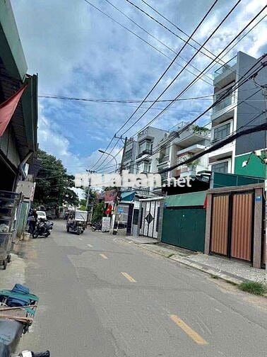 Bán đất mặt tiền đường 11, gần Kha Vạn Cân. S-105m2, Full thổ cư, SHR