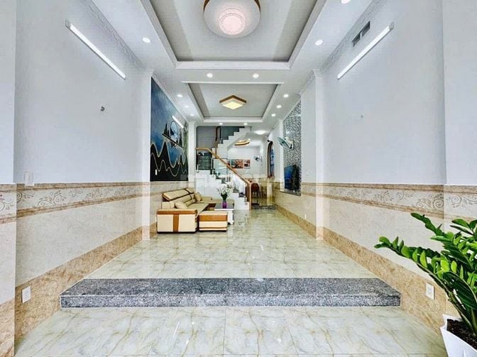 Sang nhượng gấp nhà 41m2 Yên Thế, P. 2, Tân Bình. Gần sân bay TSN