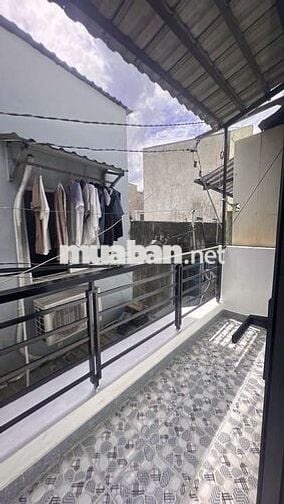 Nhà đường Tỉnh lộ 10, 30M2, 2Tầng, 2PN, Giáp Tân Phú, Giá chỉ hơn 2 tỷ