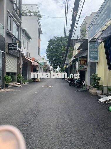 Mặt tiền Đs 9 p9 gv 5x10m 2lầu 2pn 3wc. Kinh doanh sầm uất