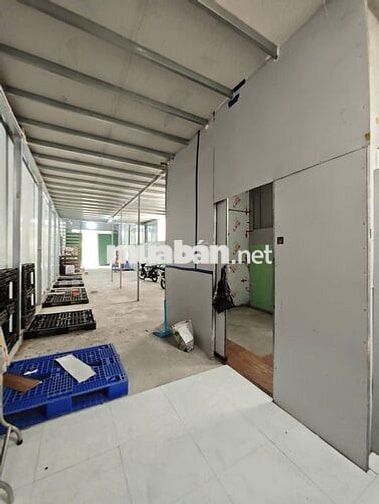 Cho thuê Kho 6 triêụ Cồn Khương lộ 20m diện tích rộng 200m2