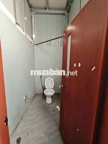 Cho thuê Kho 6 triêụ Cồn Khương lộ 20m diện tích rộng 200m2